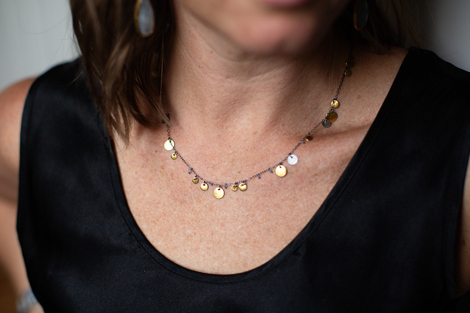 Shimmering Dot Necklace