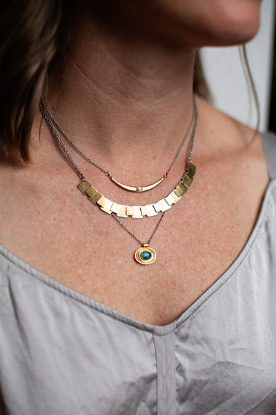Oval Well Necklace