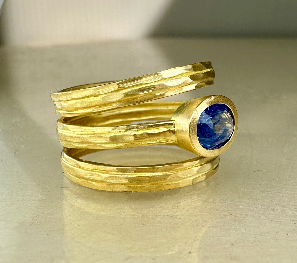 Sri Lankan Sapphire and 18k Split Band